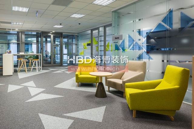 時尚辦公室設(shè)計,廣州裝修設(shè)計公司,時尚辦公室裝修,海博裝飾.jpg