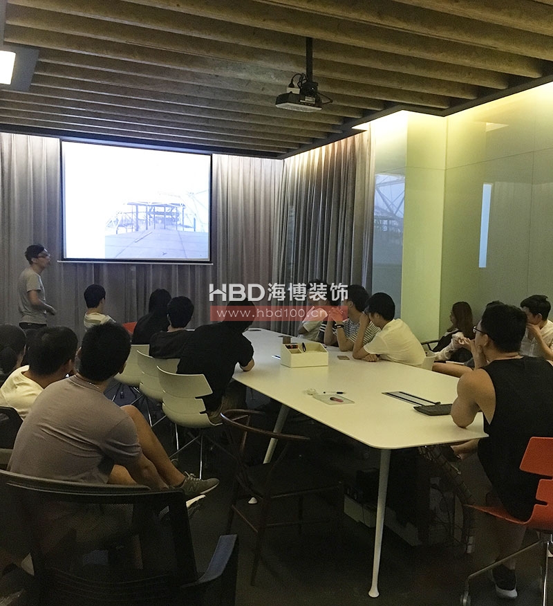 廣州海博裝修公司,設(shè)計部會議,辦公室裝修設(shè)計,海博裝飾.jpg