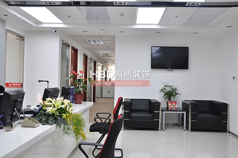 金融投資公司辦公室裝修設(shè)計.jpg
