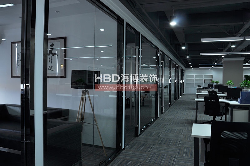 充滿質(zhì)感辦公室裝修設計.jpg