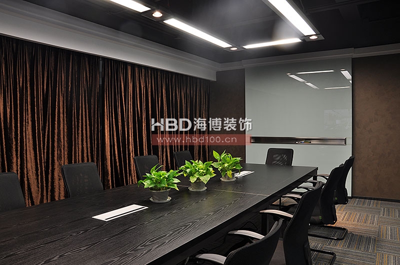 充滿質(zhì)感辦公室裝修設計.jpg