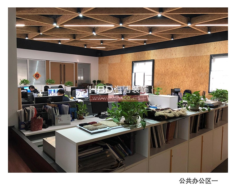 現(xiàn)代簡約辦公室裝修設(shè)計.jpg