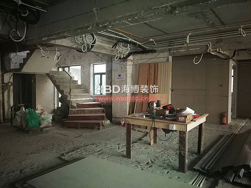 廣州復(fù)式樣板樓裝修設(shè)計.jpg